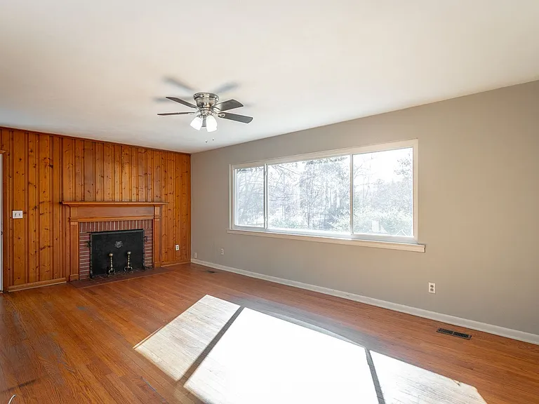 3613 Old Ringgold Rd — Photo 2