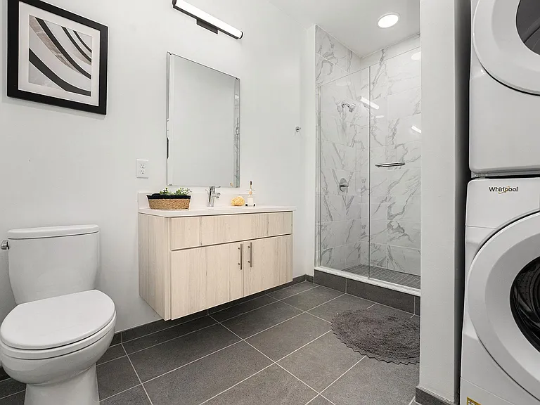 7410 Kercheval Ave #201 — Photo 13