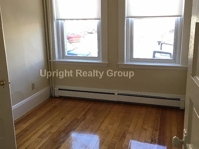 81 Empire St #3 — Photo 2