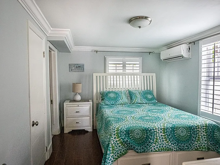 223 NE 15th Ave #D — Photo 10