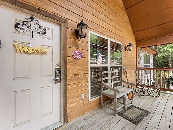 3rd image of 558 Baldknobber Drive #49