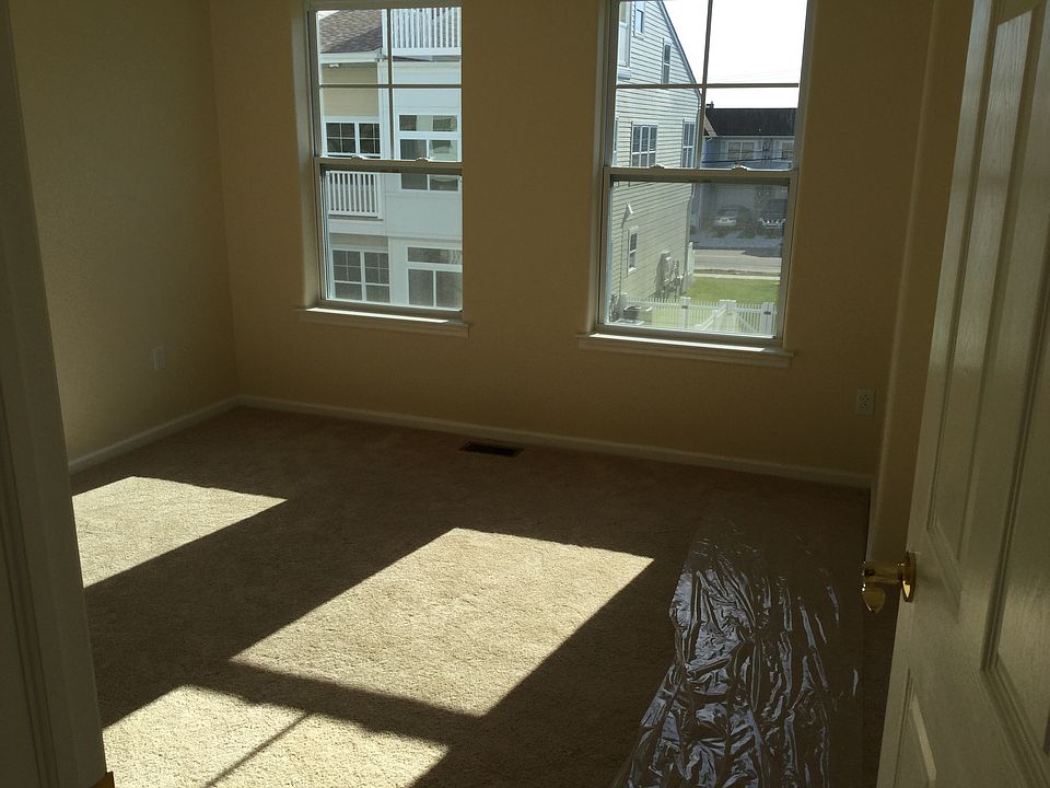 1st image of 185 Sea Grass Ln #2
