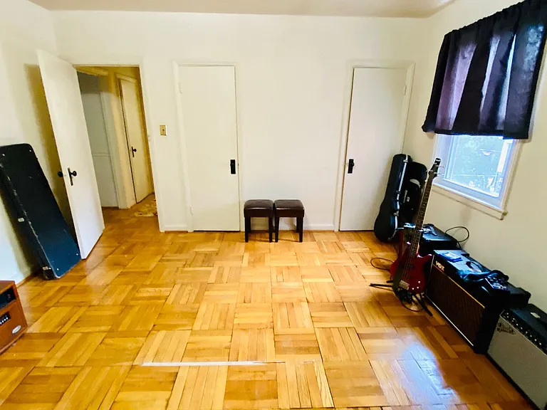 2609 Park Avenue — Photo 52
