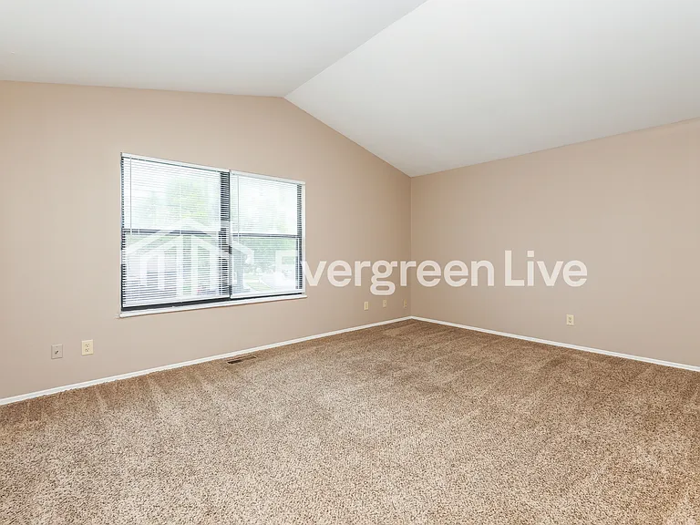 6500 Loblolly Dr — Photo 7