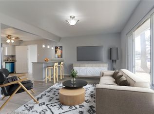 636 Kenneth Rd, Virginia Beach, VA 23462