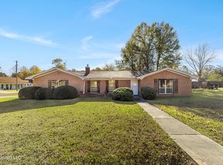 112 Marshall Pl, Hattiesburg, MS 39402