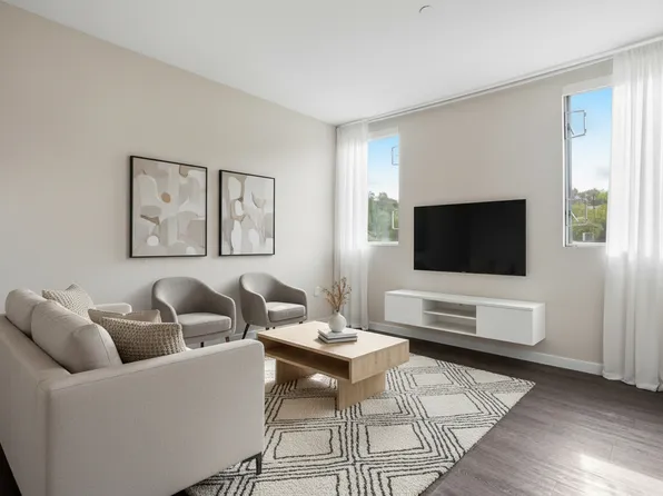 16300 Ventura Blvd, Encino, CA