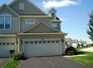 720 Amherst Dr, Sycamore, IL 60178