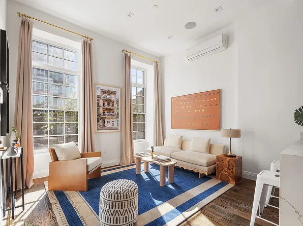 162 Washington Ave APT 2, Brooklyn, NY 11205