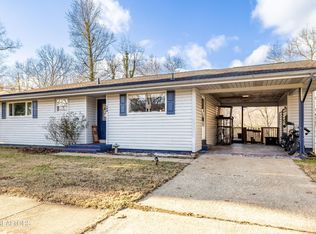 135 Upper Airbase Ln, Briceville, TN 37710