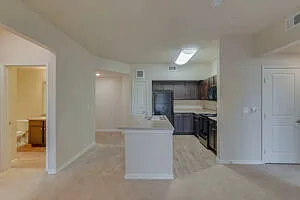 Hutchins Gateway Apartments — Photo 19