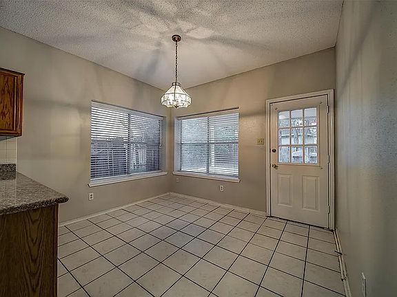 5th image of 2811 Grants River Cir