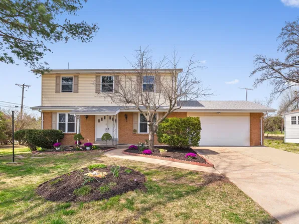 801 Judson Manor Dr, Saint Louis, MO 63141