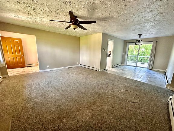 3rd image of 1895 Redpine Dr