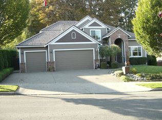 2110 13th St SW, Puyallup, WA 98371