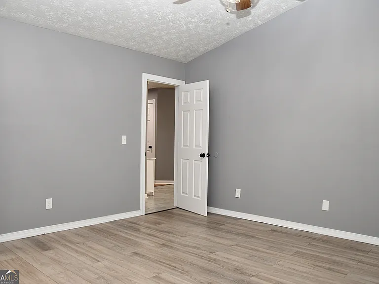 5932 Homestead Cir — Photo 20
