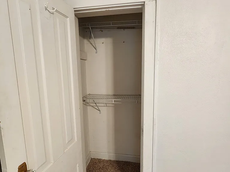 2310 Fulton Ave — Photo 25