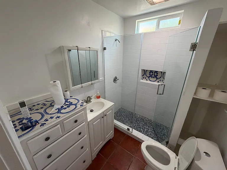 729 Martin Luther King Jr Ave — Photo 15