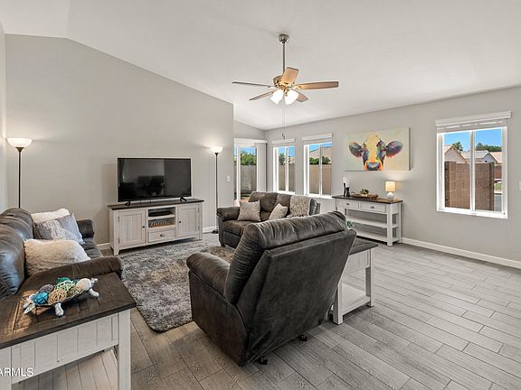4th image of 4233 E MORROW Drive
