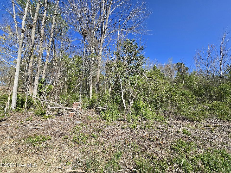 1st image of 302 Spencers Avenue