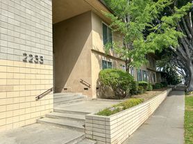 2233 W Main St, Alhambra, CA