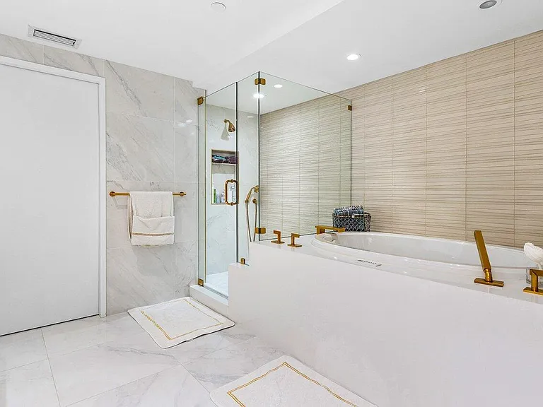 1500 S Ocean Blvd #303 — Photo 12