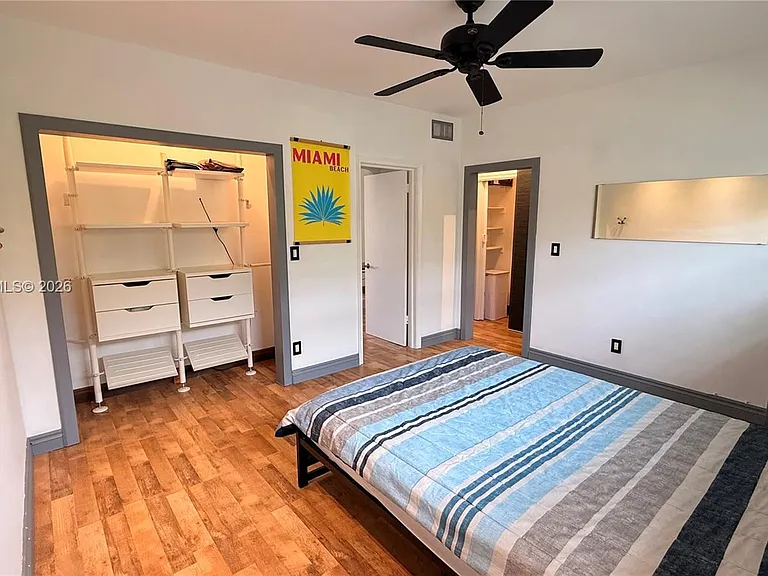 8600 Byron Ave #8 — Photo 8