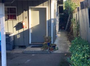 107 N 3rd St APT 4, Talent, OR 97540