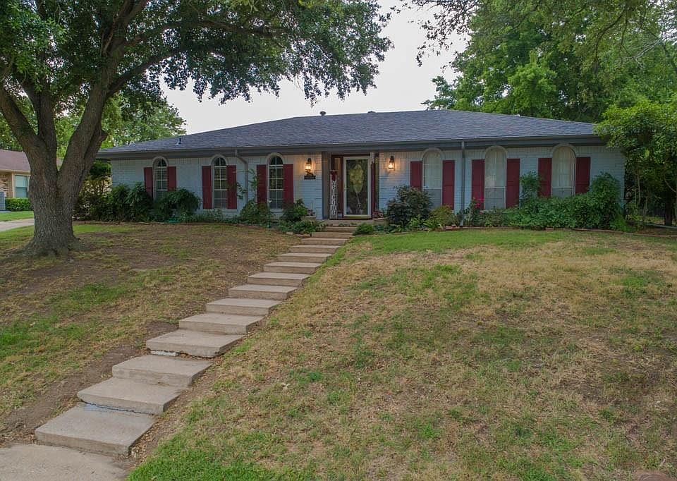 1st image of 529 Turtle Creek Dr