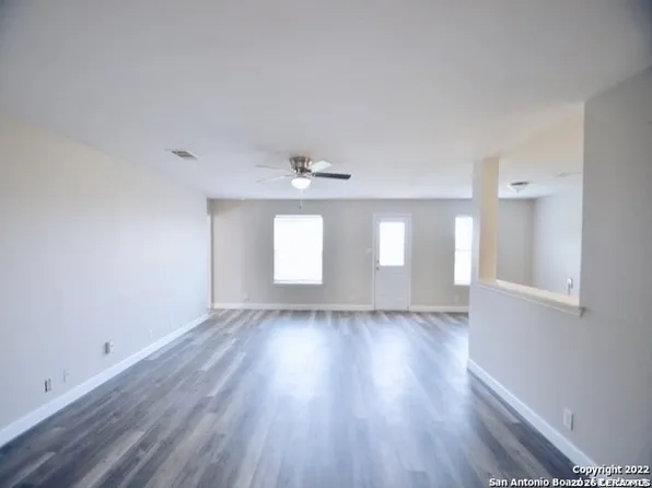 3803 Mistflower, Converse, TX 78109