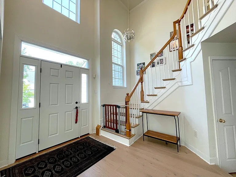 Entry way
