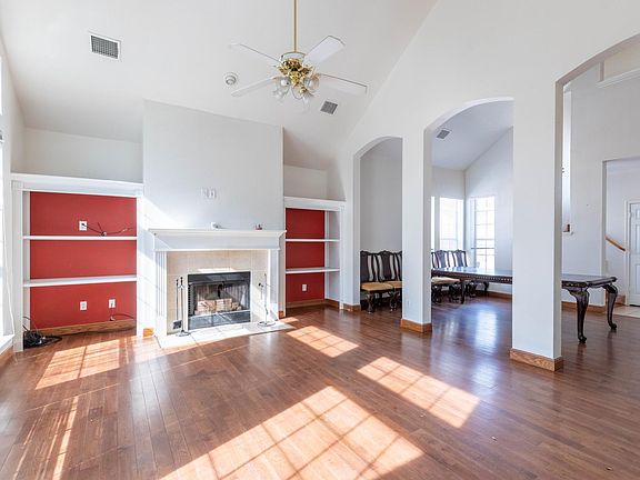3rd image of 5332 Stillwater Dr