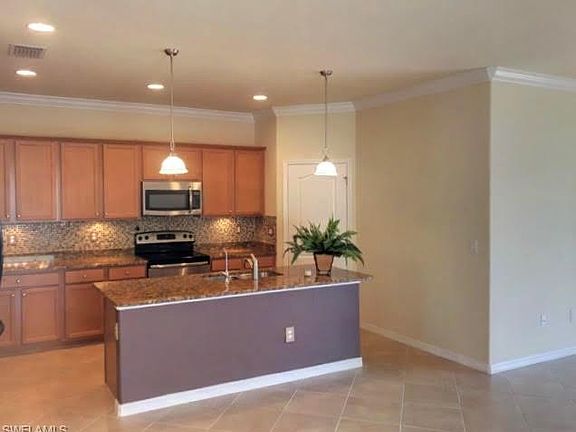 5th image of 14650 Fern Lake Ct