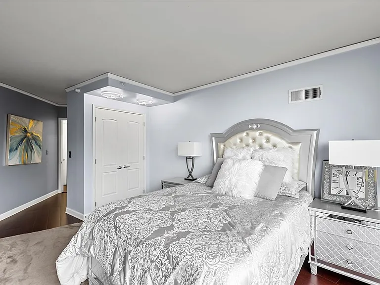 420 E Waterside Dr #1912 — Photo 20