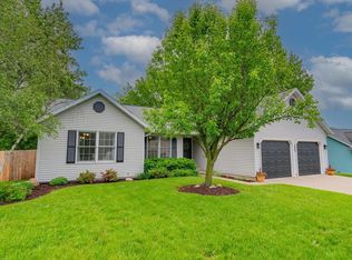 438 W Seward St, Poynette, WI 53955