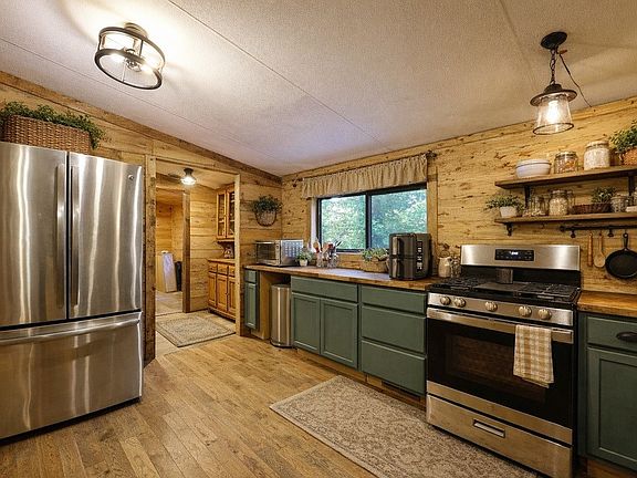 4th image of 192 Bushy Head Rd