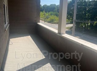 352 Manville Rd #2R, Woonsocket, RI 02895