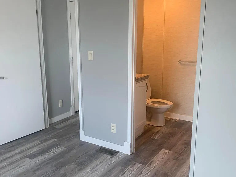 634 N 2884 E — Photo 2