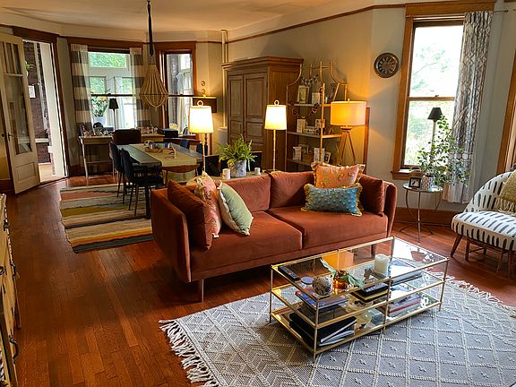 Living/dining rm