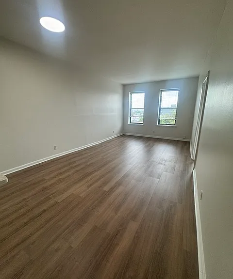 43-49 Van Wagenen Ave #3F — Photo 2