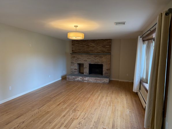 (undisclosed Address)