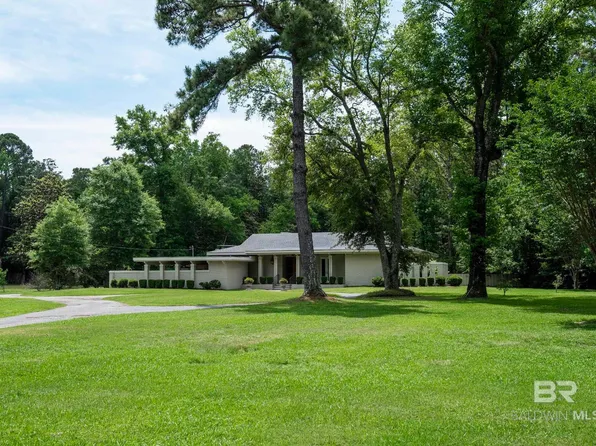 5500 Lakewood Dr, Fairhope, AL 36532