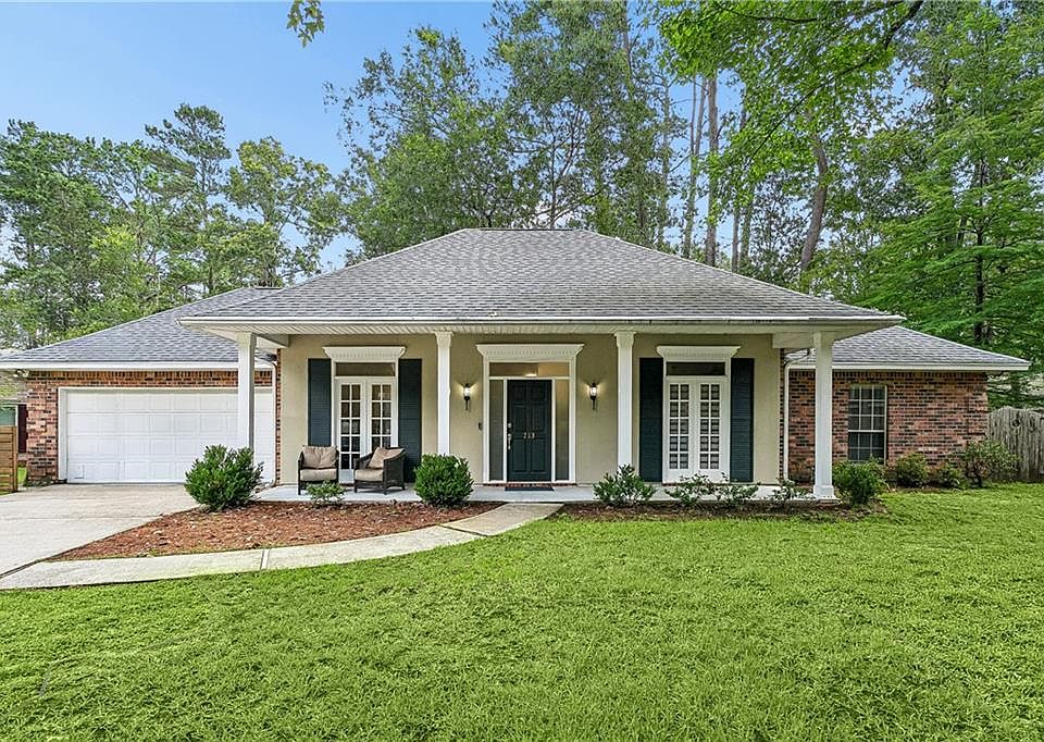 1st image of 213 Longfellow Ln