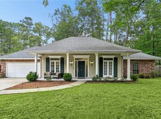 213 Longfellow Ln, Mandeville, LA 70448