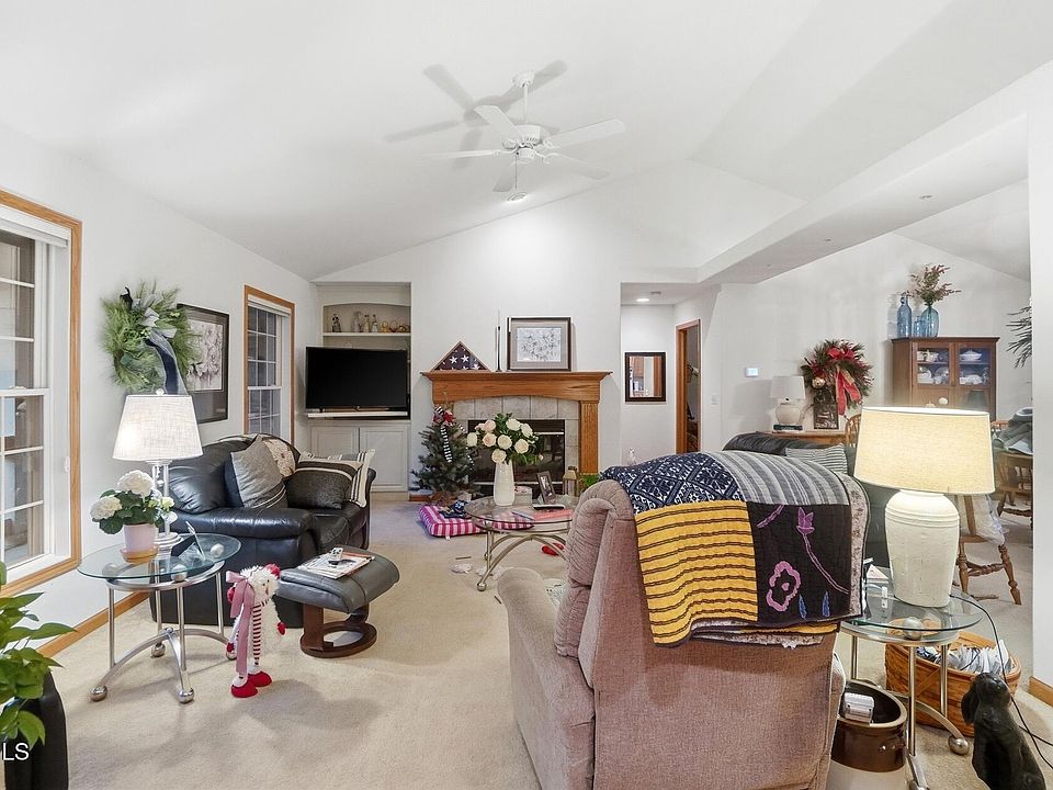 7th image of this home