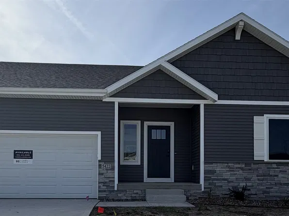 5422 167th St, Urbandale, IA 50323