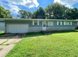 1318 S Airwood Dr, Springfield, MO 65804