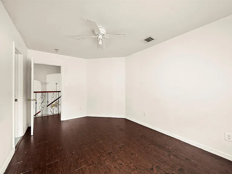 3603 Lauderwood Ln — Photo 14
