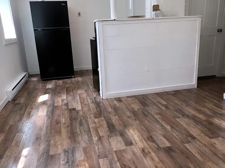 21 Franklin St #7 — Photo 3
