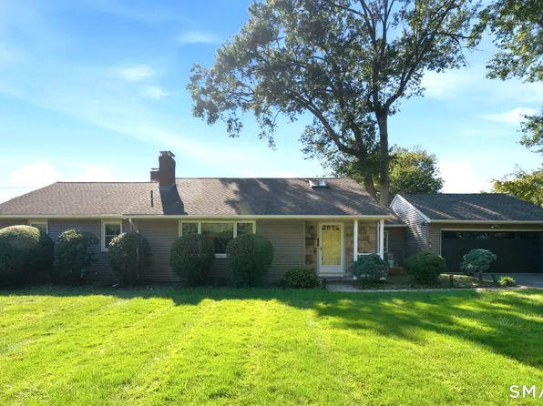 89 Mohegan Drive, West Hartford, CT 06117